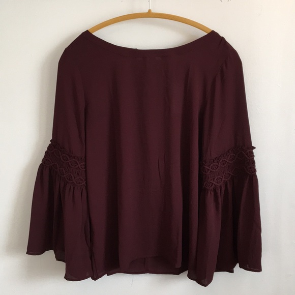LOFT Tops - 🆕 NWT LOFT Blouse Size Small